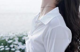 秀人网 – 网盘里的白沫花嫁，_似乎_真有让人流连忘返的魔力？