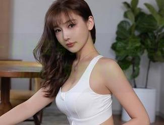 秀人网 – 诗诗变身女王，套图里藏着点小心机，免费享用哦！