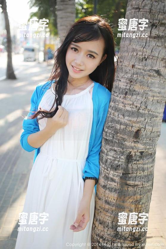 美媛馆-王馨瑶yanni 美媛馆 - 给壁纸换个新身份:王馨瑶yanni的网袜来啦!