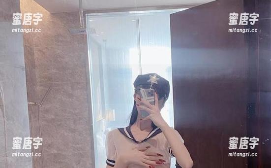 脸红Dearie 微密圈 - “帮我拍几张?”——脸红Dearie的男友视角高清写真集,万一拍出你爱的人呢?