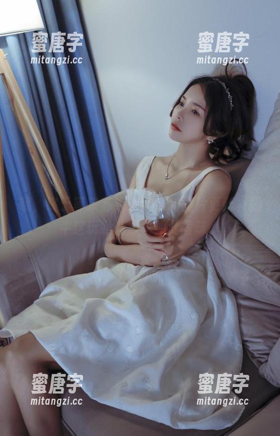 哦，终于等来苏嫣嫣阿姨的图片更新，奶牛这玩意儿原来如此暧昧。