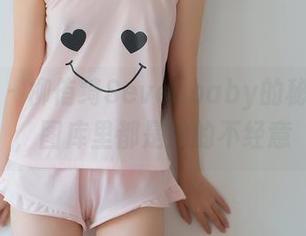 菠萝社 – 柳侑绮Sevenbaby的秘书角色，图库里都是她的不经意