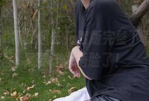 袜啵啵 – 裸足超长花絮版完整下载，奶油又要让人捂脸了！