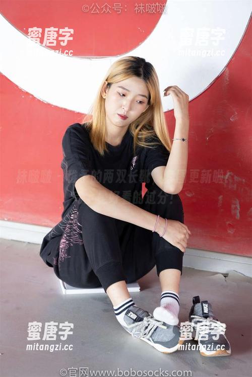 袜啵啵-稚予 袜啵啵 - 稚予的两双长靴,套图更新啦!完全是好看的过分!