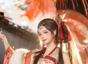 观看“贰加六”的瑜伽，作品如梦似幻，引发一串疑问，究竟谁在追逐什么？