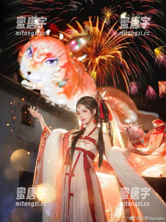 贰加六 观看“贰加六”的瑜伽,作品如梦似幻,引发一串疑问,究竟谁在追逐什么?