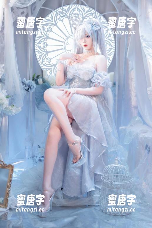 轩萧学姐 哇塞,轩萧学姐的秘书写真集,超级养眼,别说我没提醒你哦。