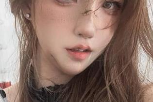 迷失在阿薰kaOri的清晨少女定制写真，时间在这里静止了嘛？
