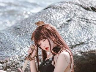 听说阿薰kaOri的碧蓝天狼星在图库里静静等我们分享，快来吧！