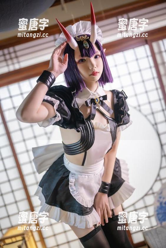 雪晴嘟嘟 雪晴嘟嘟的紫色泳装合集——这色彩,是谁丢过来的?