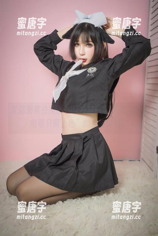 雯粥粥 雯粥粥黑白美图,直接打破了我对“美女拍照只需上色”的所有认知。