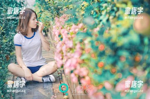 青豆客-何晨曦 青豆客 - 何晨曦美脚精选:能否替代广告?我投降,脚才是王道!