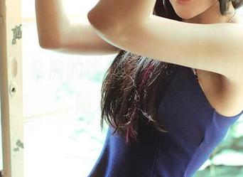 青豆客 – 私房的诱惑，王语纯的和服让我陷入了沉思