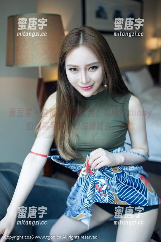 青豆客-莫晓茜sunny 青豆客 - 直击心灵的更新!莫晓茜sunny的油亮写真,好想滑过去,哈哈
