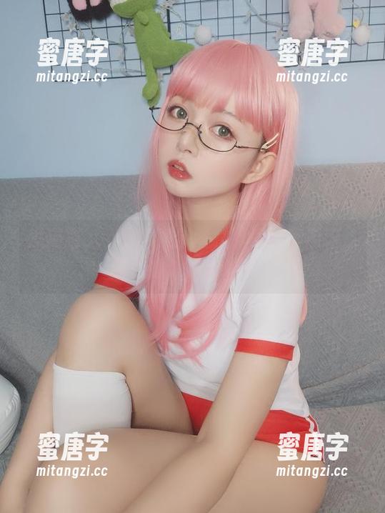 黑猫猫ovo的御姐套图，下载即享潮流，让你成为万人焦点！